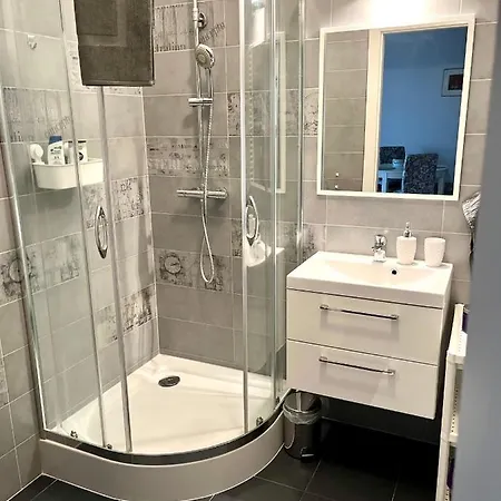 アパート Batalionow